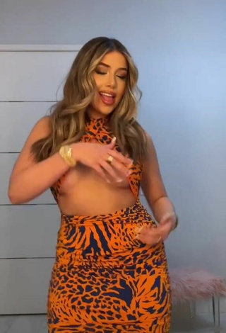 5. Cute Amanda Díaz in Leopard Dress