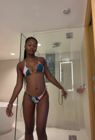 3. Hot Angel Ogbonna Shows Cleavage in Bikini