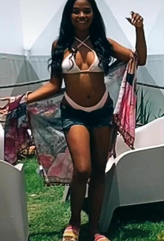 2. Sexy Ashley Montero Shows Cleavage in White Bikini