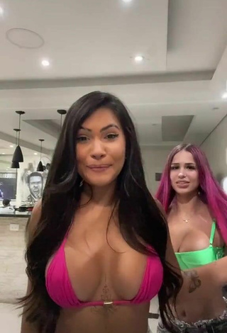 Sexy Ayarla Souza Shows Cleavage in Bikini Top