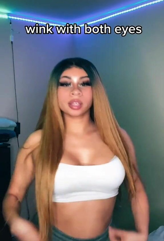 Hot BbygShai Shows Cleavage in White Crop Top
