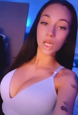 2. Sexy Danielle Bregoli Shows Cleavage in White Crop Top