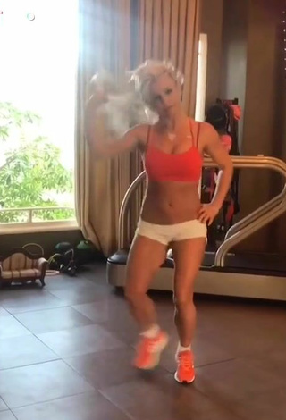 Sexy Britney Spears in Orange Crop Top