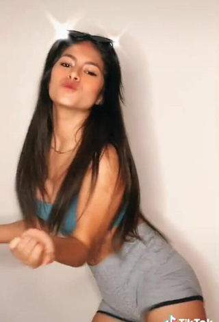 3. Sexy Camila Calderon in Grey Crop Top