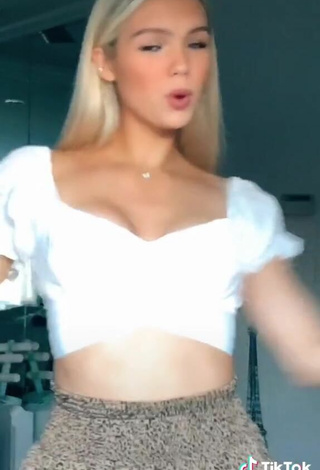 4. Sexy Caroline Gregory in White Crop Top