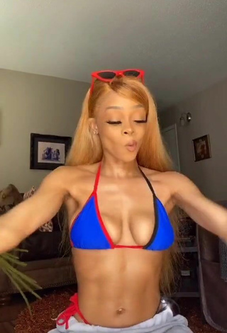3. Sweetie Caeli Shows Cleavage and Bouncing Boobs in Blue Bikini Top