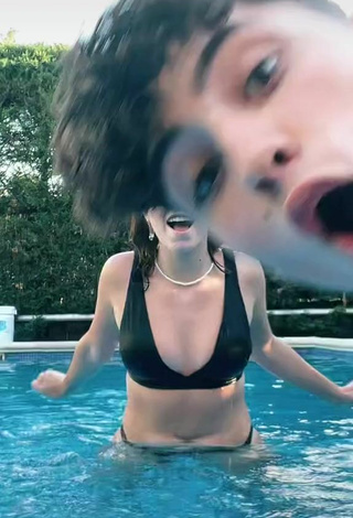 4. Sexy Claudia García in Black Bikini at the Swimming Pool