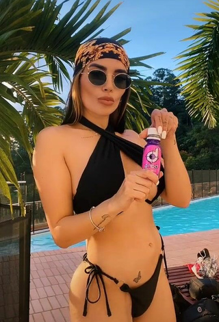 4. Sexy Dania Méndez in Black Bikini at the Pool