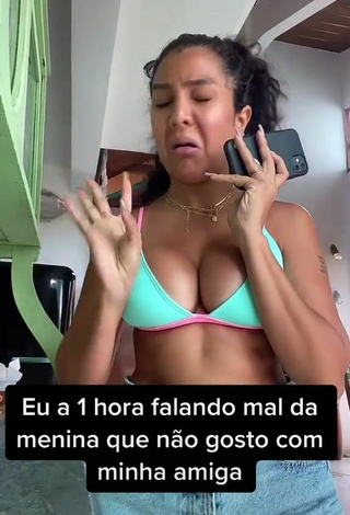 3. Sexy Danielle Dias Shows Cleavage in Blue Bikini Top