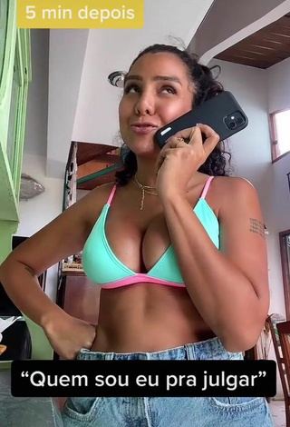 5. Sexy Danielle Dias Shows Cleavage in Blue Bikini Top